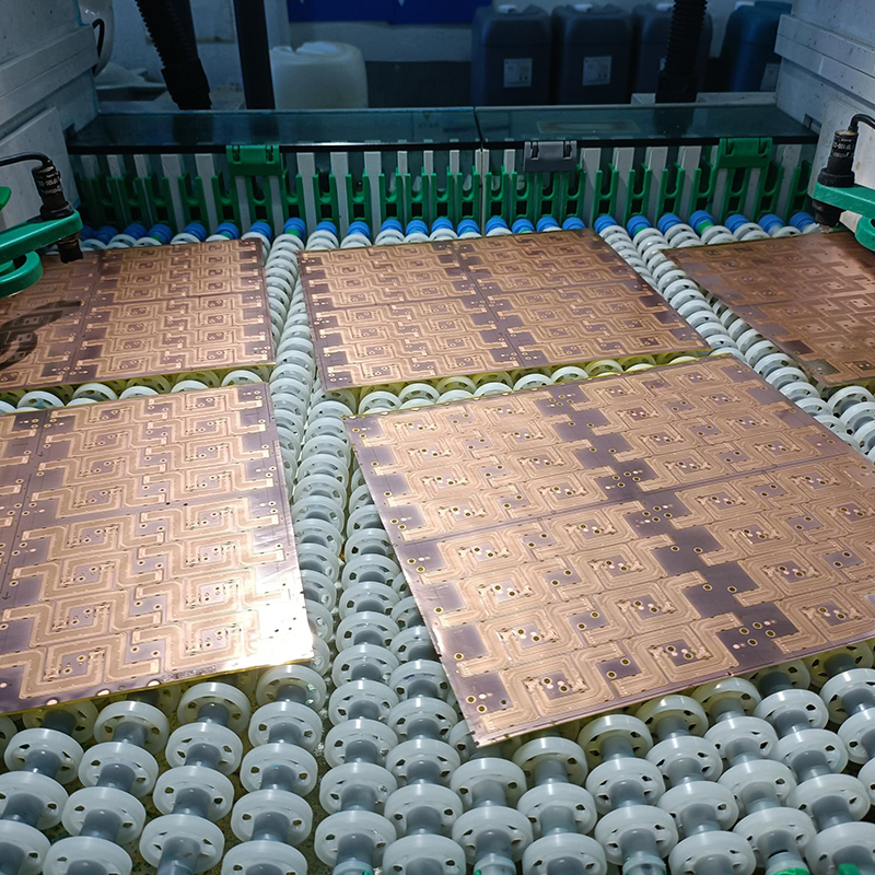 Flex PCB ဘုတ်အဖွဲ့အတွက် အစုလိုက်အပြုံလိုက် ထုတ်လုပ်မှု ၁